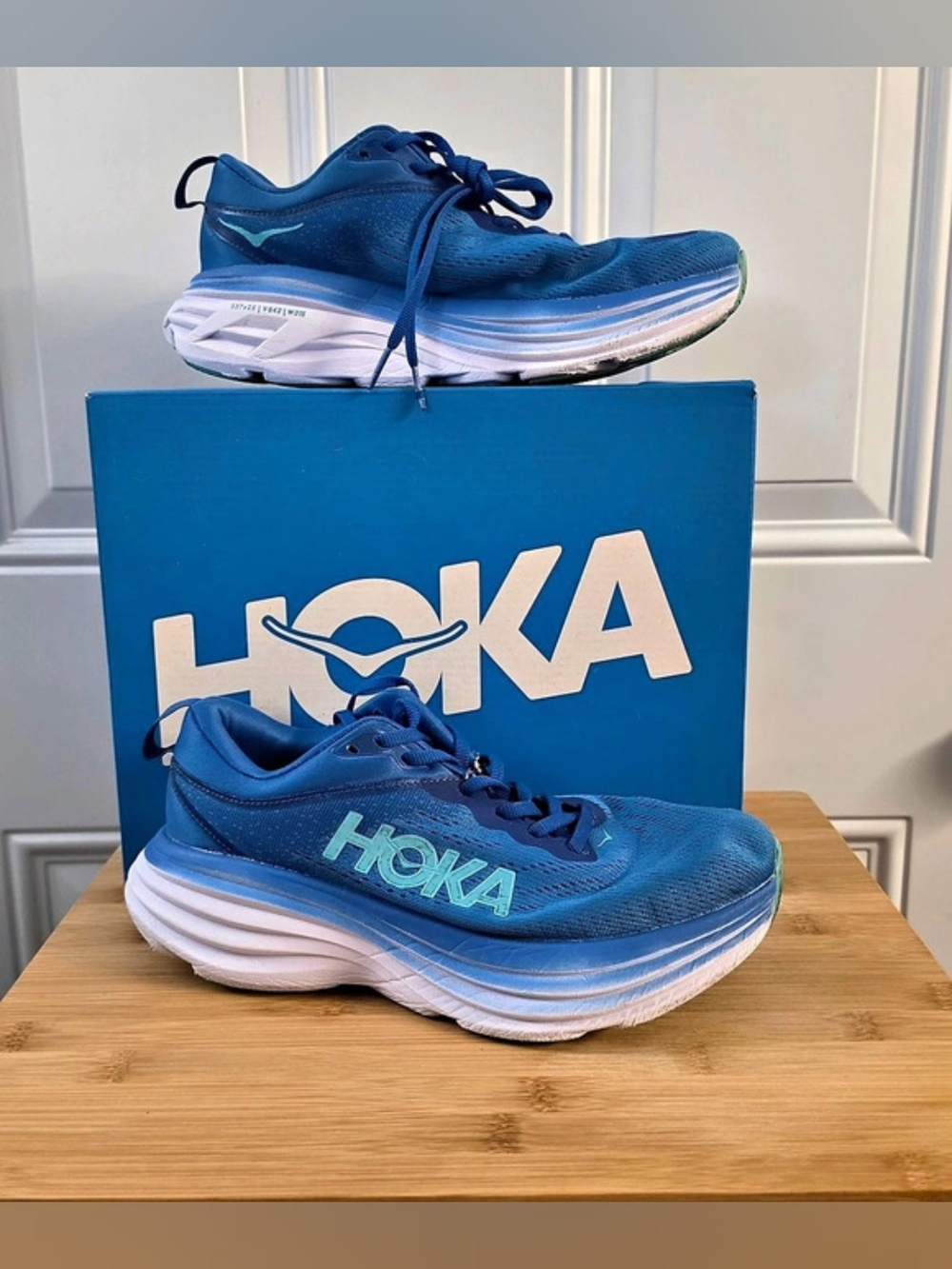 HOKA Bondi 8 Blue Athletic Shoes US Mens Size 8D